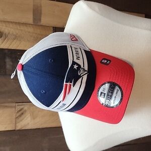 New England Patriots hat size Med-large